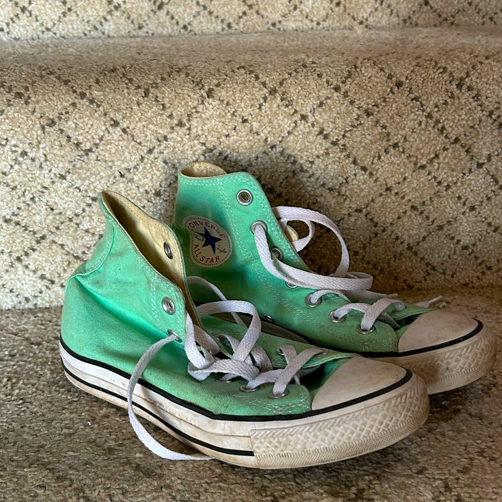Teal Converse Chuck Taylor’s size 7